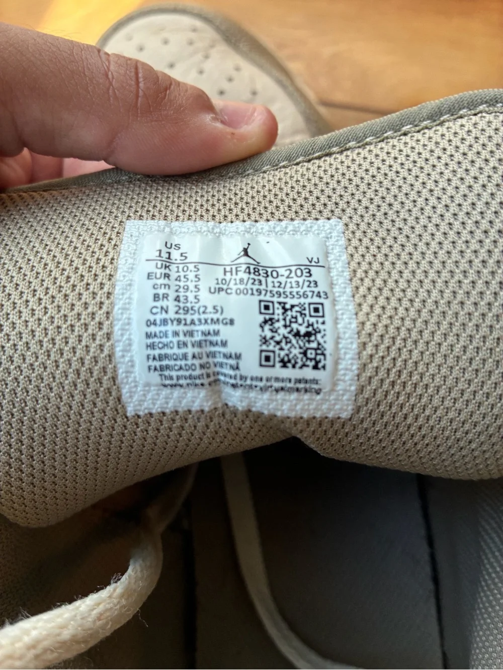 Air Jordan 1 Mid 'Legend Brown' Size 11.5